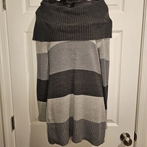H&M Off-Shoulder Sweater in Charcoal and Light Gray